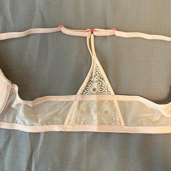 ✨2 for $10✨Aerie Racerback Lace Bra - Picture 6 of 8
